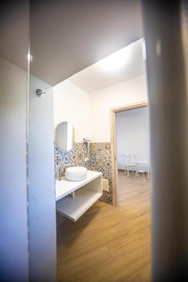 Around Lago Maggiore Rooms Reno Di Leggiuno المظهر الخارجي الصورة