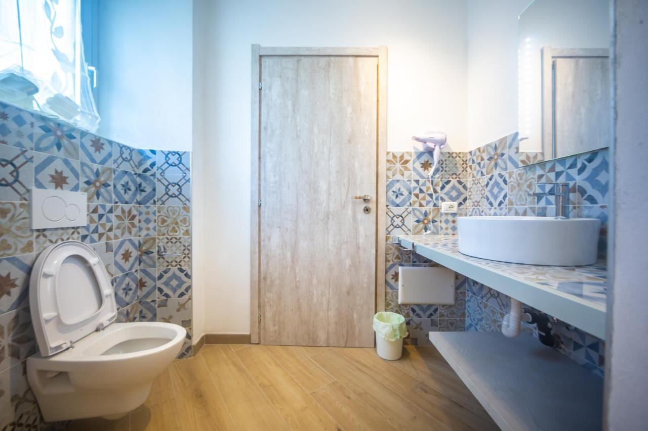 Around Lago Maggiore Rooms Reno Di Leggiuno المظهر الخارجي الصورة