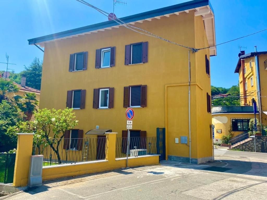 Around Lago Maggiore Rooms Reno Di Leggiuno المظهر الخارجي الصورة