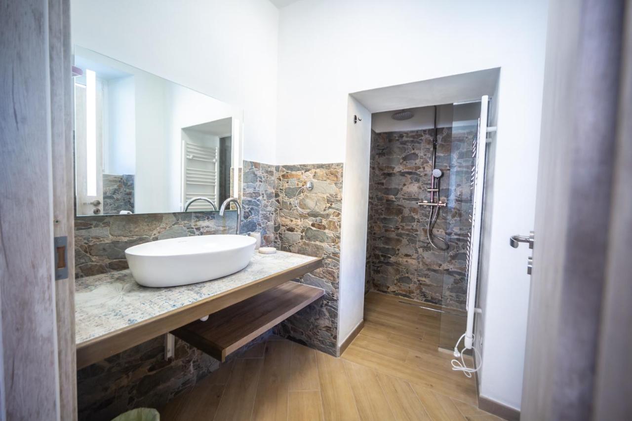 Around Lago Maggiore Rooms Reno Di Leggiuno المظهر الخارجي الصورة