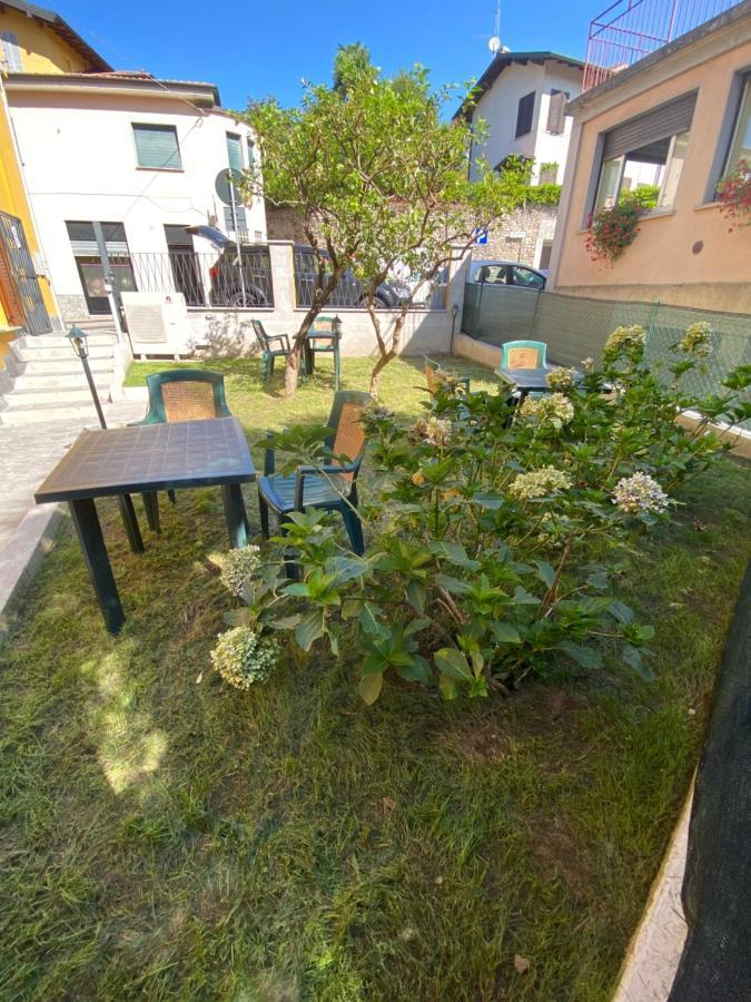 Around Lago Maggiore Rooms Reno Di Leggiuno المظهر الخارجي الصورة