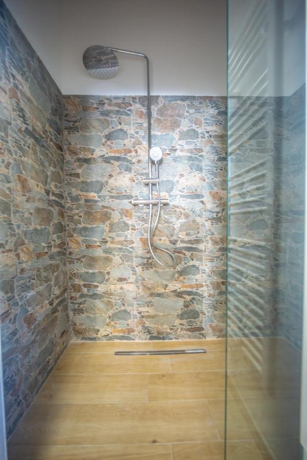 Around Lago Maggiore Rooms Reno Di Leggiuno المظهر الخارجي الصورة